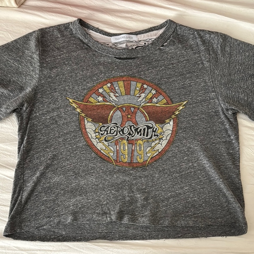 Daydreamer Gray Short Sleeve Tee with Vintage Graphic